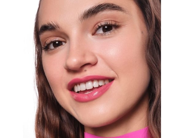 Essence Satin Glow Creme Lipstick med satengfinish 03 Rose and Shine 3,5 g