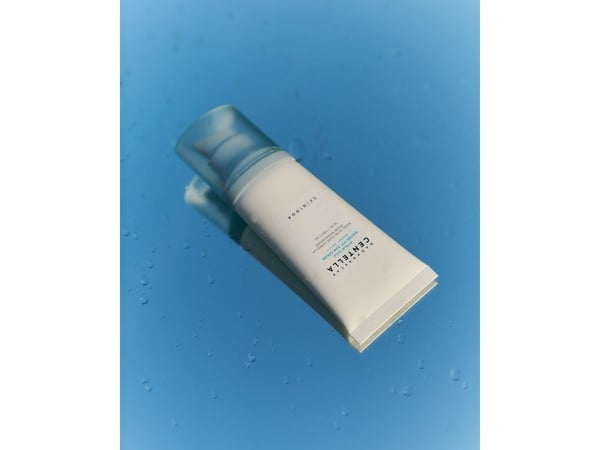 SKIN1004 Madagaskar Centella Hyalu-Cica Water-Fit Sun Serum SPF 50+ PA++++ 50 ml
