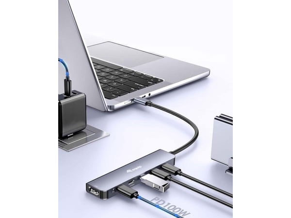 Varustussovitin USB-C->HDMI/3xUSB-C/USB PD 4K/ 60Hz 0.25m Alumiini.