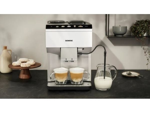 Siemens EQ.500 classic TP515R02 - Automatisk kaffemaskin med melkeskummer - 15 bar - hvitt / lys sølv