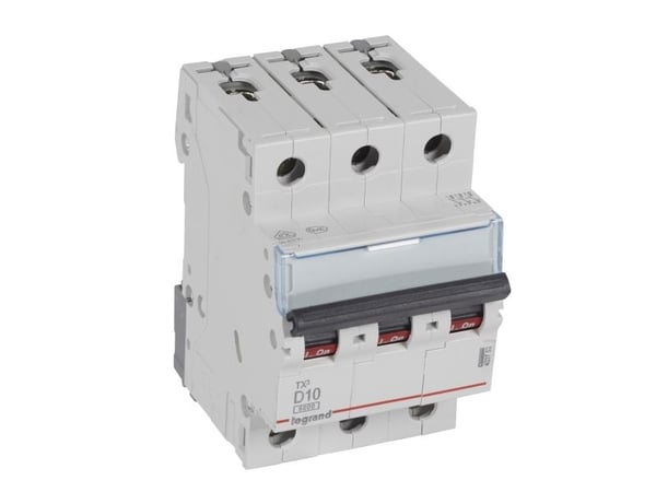Legrand TX3, Pienoiskatkaisija, Tyyppi D, IP20, 240 - 415 V