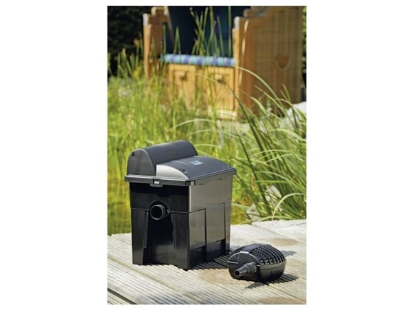 Oase 50449 BioSmart Set 7000 suodatinsarja UVC-kirkastimella 2500 l/h