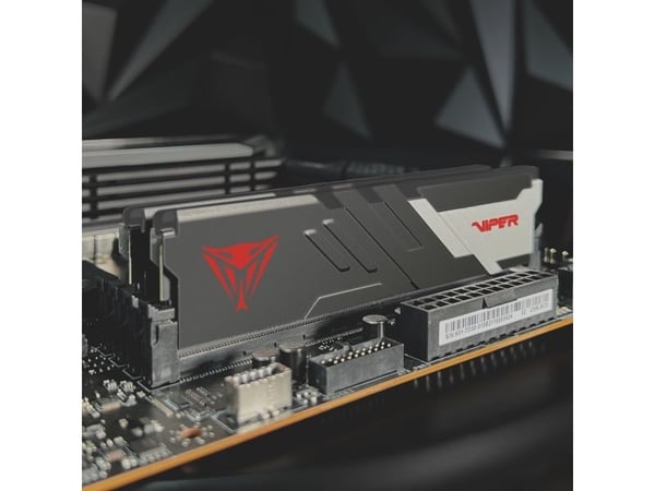 Patriot Viper Venom series - DDR5 - modul - 16 GB - DIMM 288-pin - 3000 MHz / PC5-48000 - CL30 - 1.35 V - on-die ECC - matt svart, sølv, rød