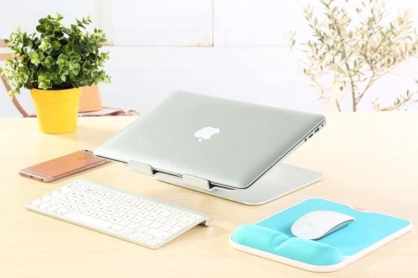 desire2 Supreme Dual Pivot Adjustable Riser Stand - Notebookstativ - 17" - sølv