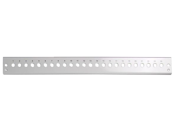 Etupaneeli 24 x ST / FC (D-reikä) musta (VSB-FP-SW-24ST)