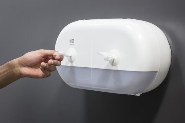 Dispenser Tork SmartOne® T9 Twin Mini Elevation, hvit - for toalettpapir