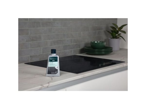 Electrolux M3HCC301, Hob, Krem, Fettfjerner, Flaske, 1 stykker, 370 g