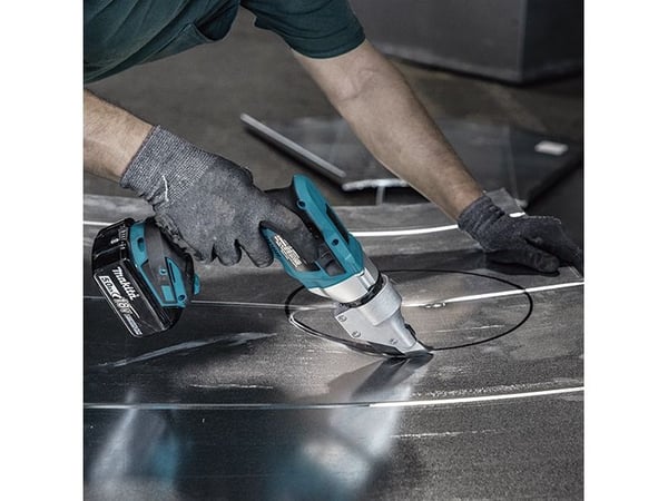 Makita DJS131Z - Metallshear - sladdlös - inget batteri, ingen laddare - 18 V