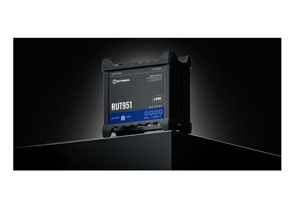 Teltonika RUT951 - Trådløs ruter - WWAN 3-portssvitsj 2,4 GHz - 3G, 4G - DIN-skinnemonterbar, overflatemonterbar, veggmonterbar