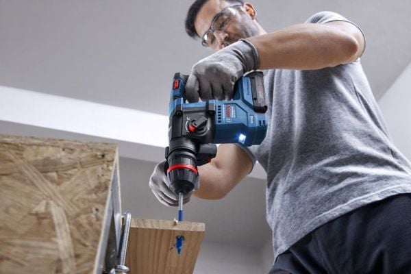 Bosch GBH 18V-18 X Professional, SDS Plus, 1,8 cm, 1,5 J, 6 - 10 mm, 19 m/s², 1,5 m/s²