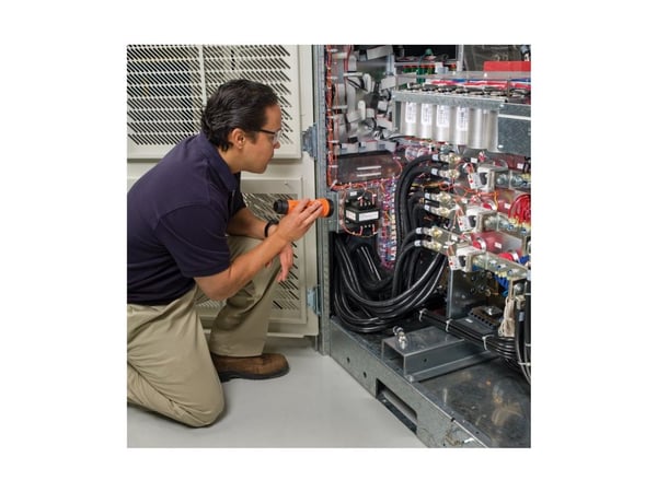 APC Pre-Contract Audit Service - Tekniskt stöd - inspektion (för UPS 41-150 kVA) - på platsen - för P/N: SY100K100F, SY50K100F, SY60K100F, SY70K100...