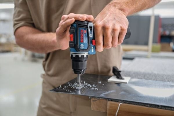 Bosch GSR 12V-32 Professional, Boremaskin med pistolgrep, Nøkkelløs, 1 cm, 0,8 mm, 475 RPM, 1800 RPM - SOLO