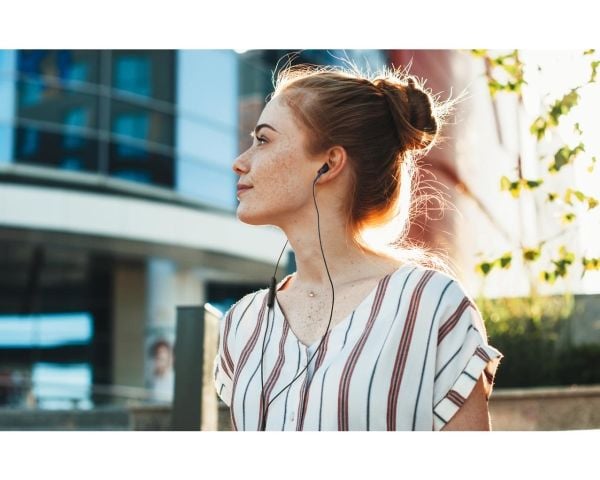 JVC HA-FR17UC - Ørepropper med mikrofon - i øret - kablet - USB-C - svart