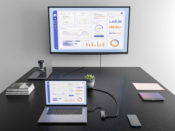 Utrusta 133489, Trådbunden, USB 3.2 Gen 1 (3.1 Gen 1) Typ-C, 100 W, 10 100 1000 Mbit/s, Grå, 5 Gbit/sek.