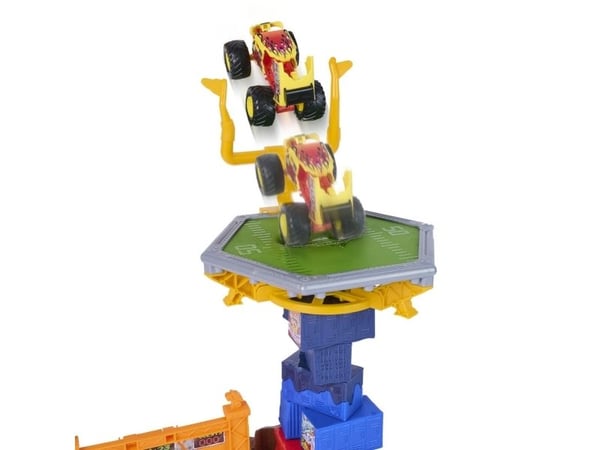Monster Jam Smash & Bash Crash Course Playset