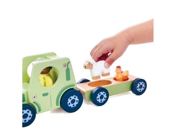 Hape The Rumbling Tractor With Sound