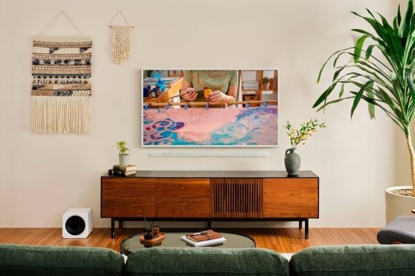 Samsung TQ43LS03FAU - 43" Diagonalklasse The Frame LS03F Series LED-bakgrunnsbelyst LCD TV - QLED - Smart TV - Tizen OS - 4K UHD (2160p) 3840 x 216...