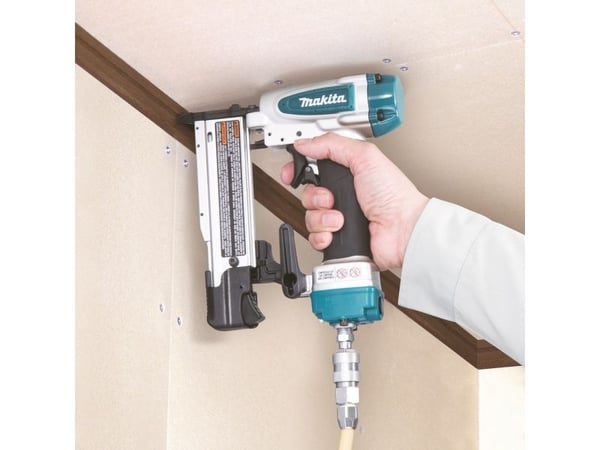 MAKITA PNEUMATISK MASKIN 15-35mm AF353