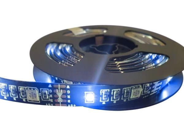 DELTACO SMART HOME - Lysslynge - LED - 60 LEDs/m - RGB-lys - 2 m - svart