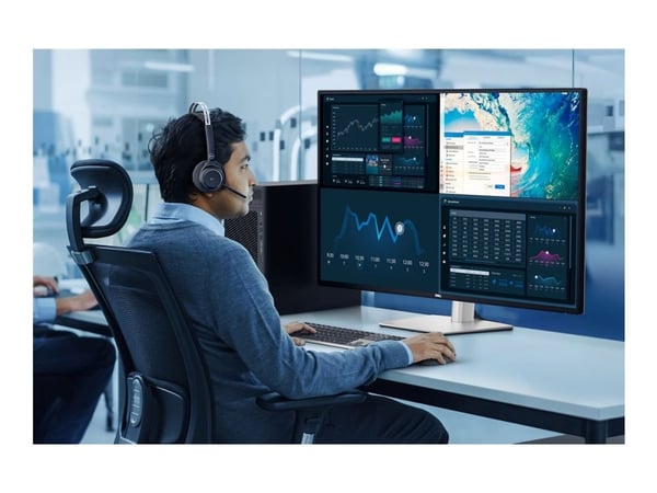 Dell UltraSharp U4323QE - LED-skjerm - 42.51" - 3840 x 2160 4K @ 60 Hz - IPS - 350 cd/m² - 1000:1 - 5 ms - 2xHDMI, 2xDisplayPort, USB-C - høyttaler...