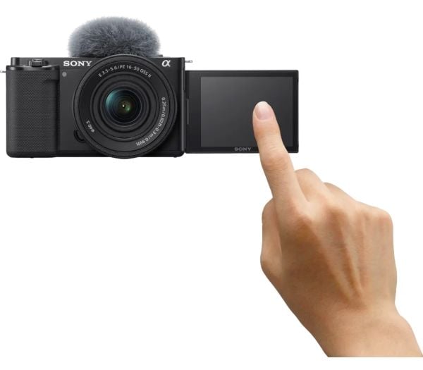 Sony a Alpha 6700 + E PZ 16-50mm F3.5-5.6 OSS II, 24,2 MP, 6000 x 4000 pikseliä, CMOS, 4K Ultra HD, Kosketusnäyttö, musta