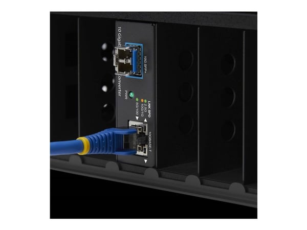 Startech - Fibermedieomformer - 10GbE, 5GbE, 2.5GbE - over fiberoptikk - 10GBase-LR, 10GBase-SR, 10GBase-X, 10GBase-T, 10GBase-R - SFP+ / RJ-45 - T...
