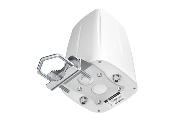 QuWireless AOLM2-N, 4 dBi, 0.694-0.96/1.7-2.2/2.2-2.7 GHz, 2 / 4 dBi, 50 O, 360°, 35°