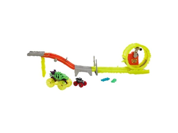HW Monster Trucks Charge & Chase Challenge