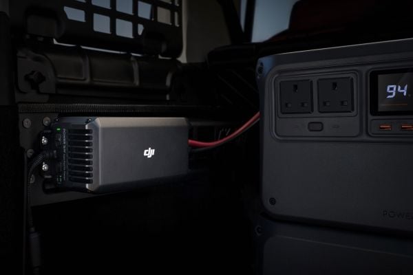 DJI Power 1kW Super Fast Car Charger, Svart, DJI, 0 - 45 °C, 93 mm, 235 mm, 83,5 mm