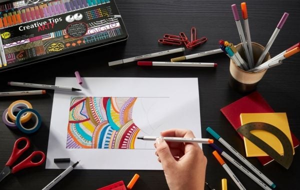Stabilo Creative Tips 5-delers etui – med 5 forskjellige linjebredder, svart blekk