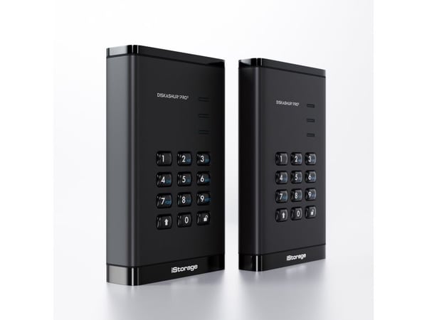 iStorage diskAshur PRO3 SSD, 2 TB, 2,5", USB Type-A / USB Type-C, 3.2 Gen 1 (3.1 Gen 1), 448 MB/s, musta