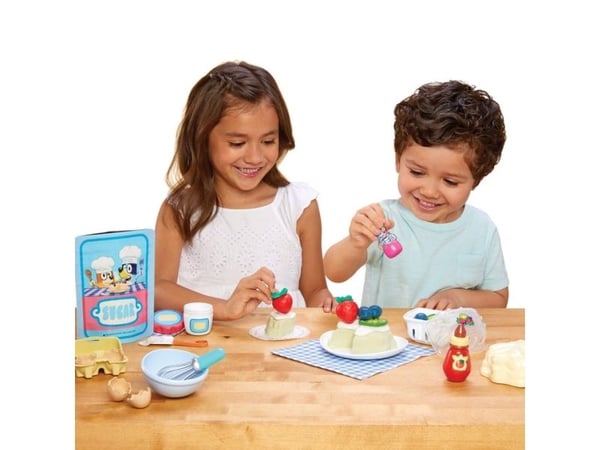 LT CREATIVE CHEFS BLUEY - PAVLOVA KIT