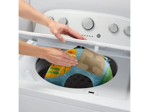 Fisher-Price Balanced Beginnings Tummy Wedge