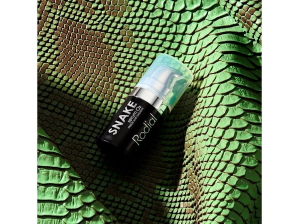 Rodial Freeze And Smooth Snake Serum O2 - - 5 ml