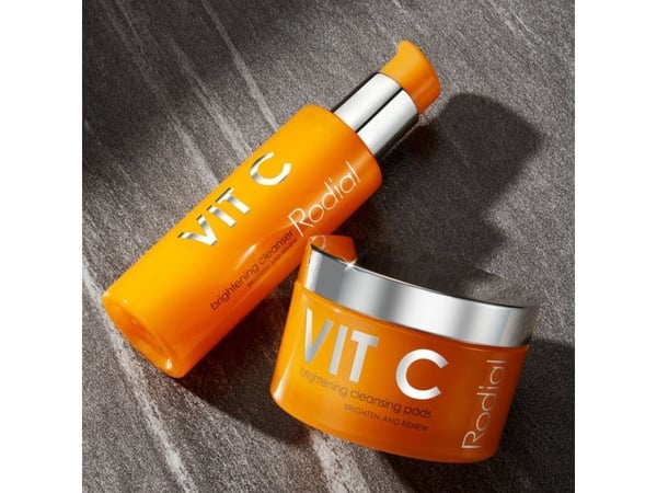 Rodial Vit C Brightening Cleanser - Dame - 135 ml
