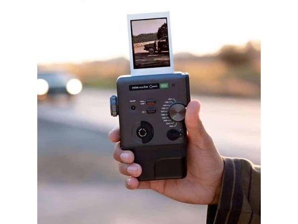 Fujifilm Instax mini Evo Cinema - Multiformålskamera - hybrid med øyeblikkelig bildeskriver / 24 fps - Bluetooth, Wi-Fi