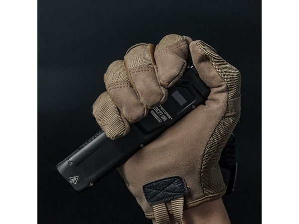 Nitecore EDC27 UHI, Lommelykt, Sort, Rustfritt stål, Titan, Knapper, IP54, LED