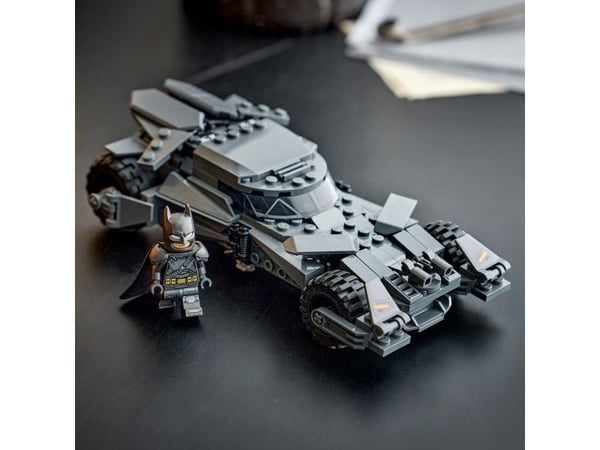 LEGO Super Heroes 76331 Batman v Superman™ ‑elokuvan Batmobile™