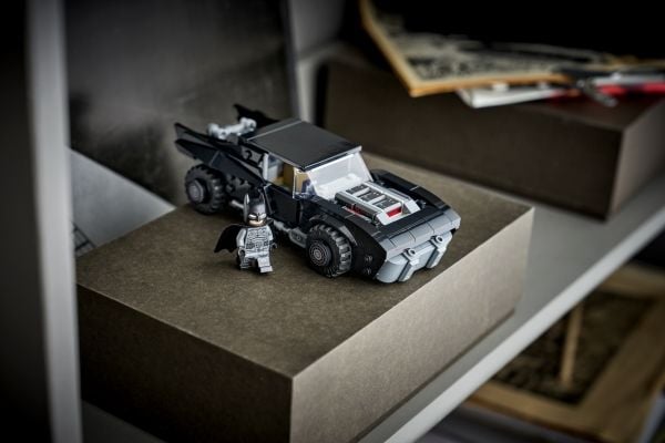 LEGO Super Heroes 76332 Batmans batmobil
