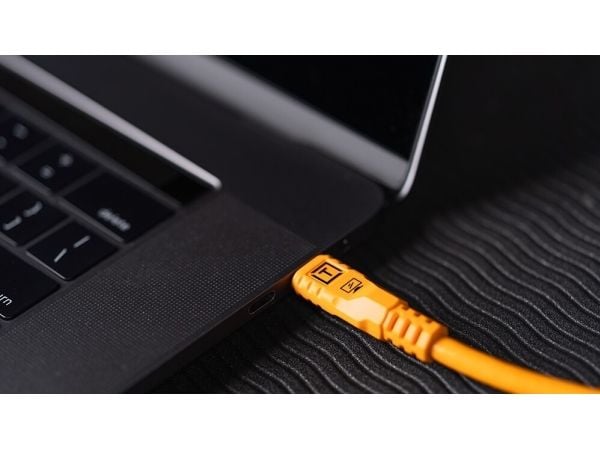 Tether Tools TetherPro USB-C på USB-C høyre Winkel oransje 9,4m