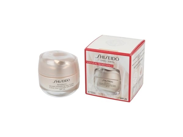 Shiseido Benefiance Wrinkle Smoothing Day Cream SPF25 50ml