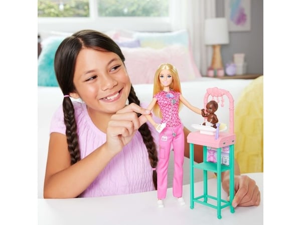 Barbie Career Baby Doctor Set
