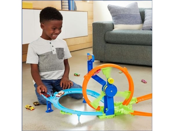 Hot Wheels Action Rapid Launch & Loop