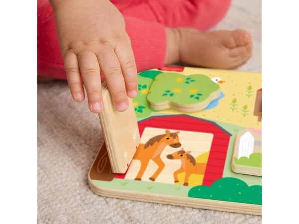 Fisher Price Wood Farm Animals Busy Board CDU