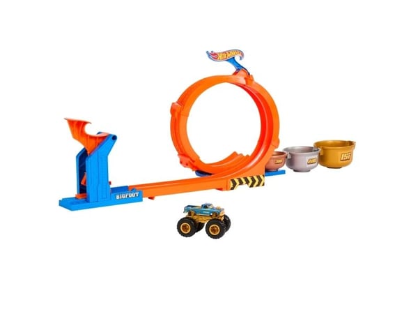 HW Monster Trucks Loop & Flip Trophy Challenge