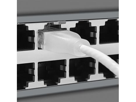 C2G wantecWire eGlow Slim UTP patchkabel CAT6a, vit, 8,00 m