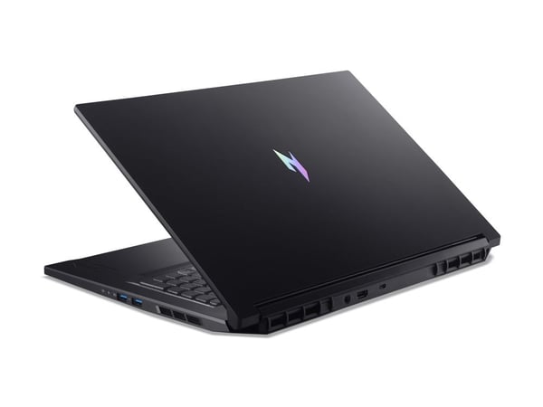 Acer Nitro V 17 AI ANV17-41-R3C8 Obsidian Black 17.3 " IPS FHD 1920 x 1080 pikseliä AMD Ryzen 5 240 16 GB DDR5 Solid-sta NH.QYSEL.001 (4711474745217)