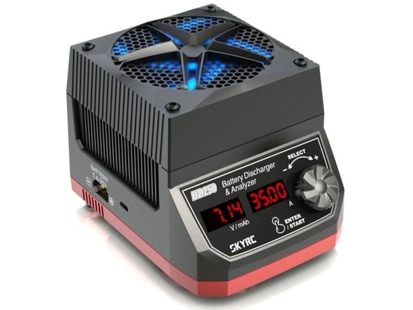 SkyRC BD250, 250 W