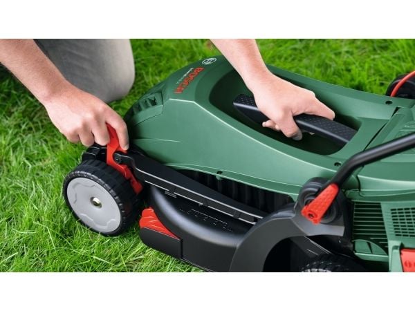 Bosch UniversalRotak 34-405 Trimmer
