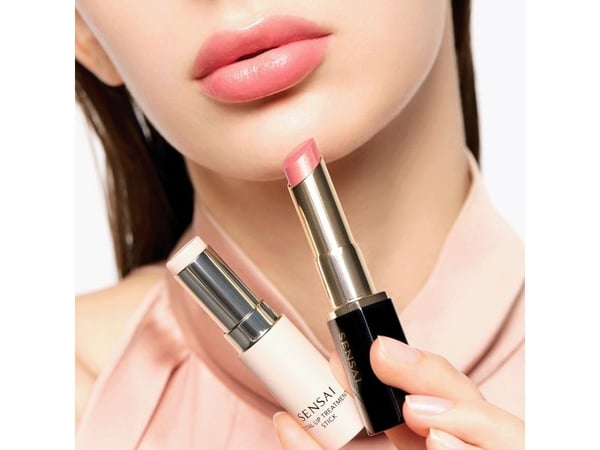 KANEBO SENSAI TOTAL LIP TREATMENT STICK 5,2G